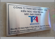 Bảng tên công ty inox ăn mòn là gì? có nên sử dụng không?