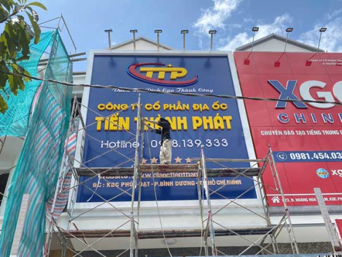 BẢNG HIỆU ALU CHỮ NỔI MICA BÀU BÀNG