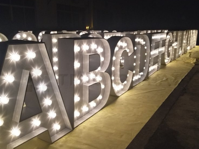 Chữ Nổi Inox Đèn Led Giá Rẻ