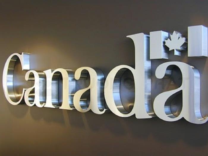 Chữ nổi mica Bình Dương